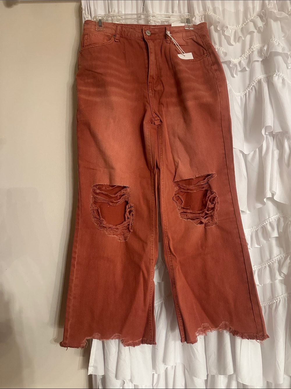 Zenana Outfitters Rust Orange Distressed Cropped Jeans